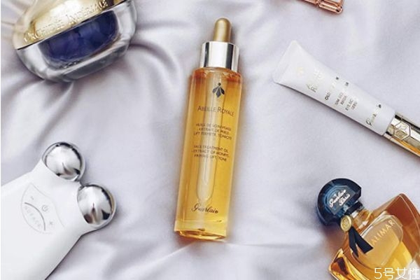 嬌蘭帝皇蜂姿黃金復(fù)原蜜怎么樣 嬌蘭復(fù)原蜜按摩手法 嬌蘭帝皇蜂姿黃金復(fù)原蜜怎么樣 嬌蘭復(fù)原蜜按摩手法