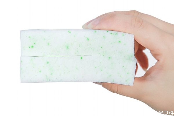 洗臉撲需要洗嗎 洗臉撲黑了怎么清洗 洗臉撲需要洗嗎 洗臉撲黑了怎么清洗