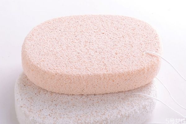 洗臉要用洗臉撲嗎 洗臉撲有用嗎 洗臉要用洗臉撲嗎 洗臉撲有用嗎