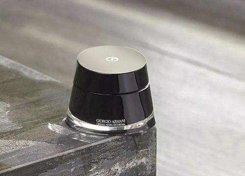 阿瑪尼黑鑰匙面霜油皮能用嗎 阿瑪尼黑鑰匙面霜效果好嗎 阿瑪尼黑鑰匙面霜油皮能用嗎 阿瑪尼黑鑰匙面霜效果好嗎