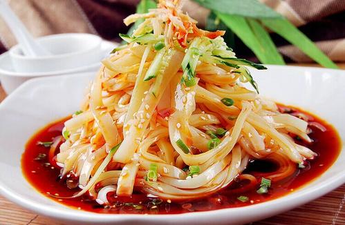 做好的涼皮怎么保存 涼皮怎么做才勁道 做好的涼皮怎么保存 涼皮怎么做才勁道