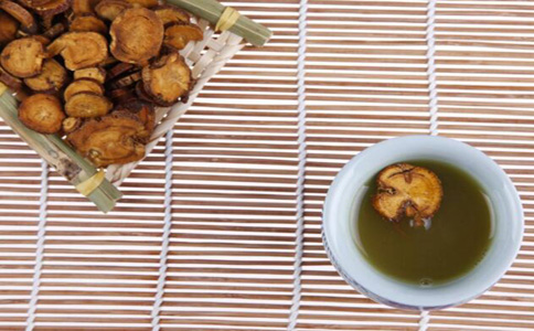 隔夜的黃芪水可以喝嗎 喝了變質(zhì)的黃芪水怎么辦 隔夜的黃芪水可以喝嗎 喝了變質(zhì)的黃芪水怎么辦