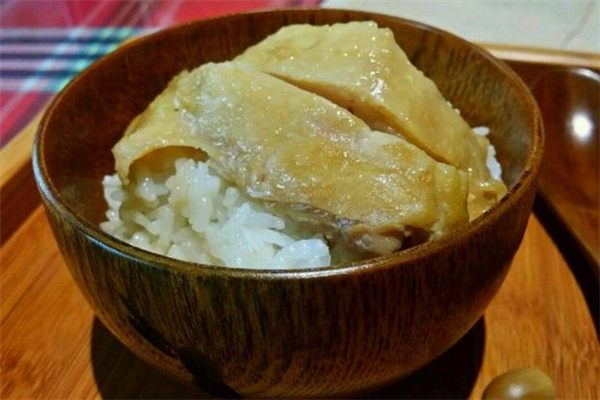 臘雞腿不能和什么一起吃 臘雞腿什么人不能吃 臘雞腿不能和什么一起吃 臘雞腿什么人不能吃