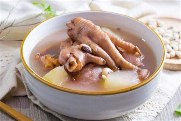 花生雞爪湯喝了會胖嗎 花生雞爪湯可以下奶嗎 花生雞爪湯喝了會胖嗎 花生雞爪湯可以下奶嗎