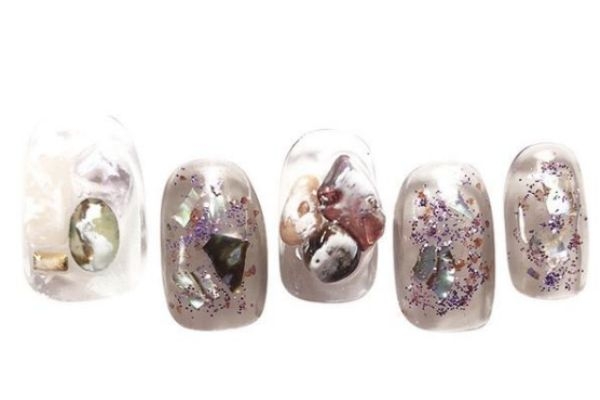 簡單的美甲雕花步驟 美甲雕花的制作技巧 簡單的美甲雕花步驟 美甲雕花的制作技巧