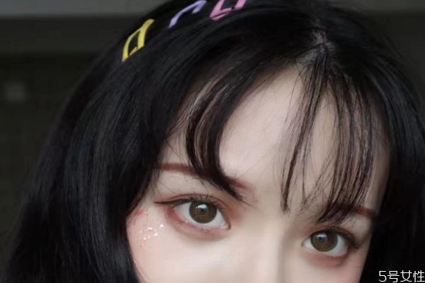 戴美瞳上班要注意什么 長期午休戴美瞳會怎樣 戴美瞳上班要注意什么 長期午休戴美瞳會怎樣