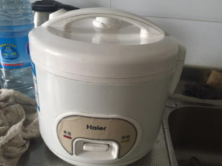 電飯鍋不同內(nèi)膽的區(qū)別 電飯煲內(nèi)膽清洗技巧 電飯鍋不同內(nèi)膽的區(qū)別 電飯煲內(nèi)膽清洗技巧