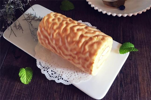 虎皮蛋糕的做法 虎皮蛋糕用高筋面粉還是低筋面粉 虎皮蛋糕的做法 虎皮蛋糕用高筋面粉還是低筋面粉