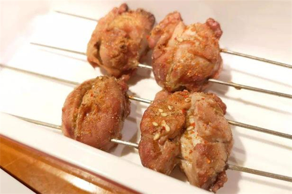 羊內(nèi)腰和外腰哪個更補 羊內(nèi)腰和外腰哪個更肥 羊內(nèi)腰和外腰哪個更補 羊內(nèi)腰和外腰哪個更肥