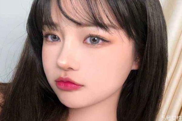 軟化頭發(fā)傷頭發(fā)嗎 頭發(fā)軟化要注意保養(yǎng) 軟化頭發(fā)傷頭發(fā)嗎 頭發(fā)軟化要注意保養(yǎng)