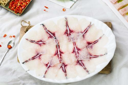 脆肉鯇有沒(méi)有刺 脆肉鯇哪個(gè)部位的肉脆 脆肉鯇有沒(méi)有刺 脆肉鯇哪個(gè)部位的肉脆