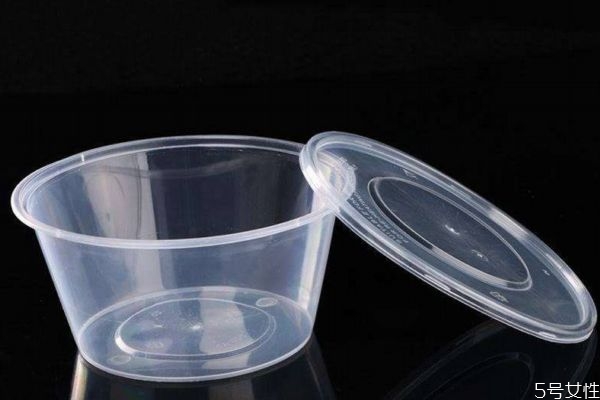 塑料碗用多了會怎么樣 長期使用塑料碗的危害 塑料碗用多了會怎么樣 長期使用塑料碗的危害