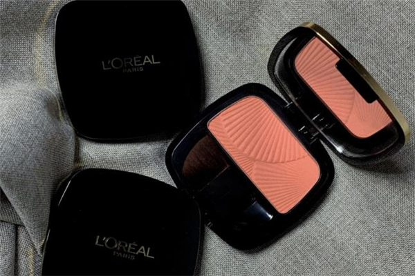 歐萊雅腮紅哪個色號好看 歐萊雅腮紅色號怎么選擇 歐萊雅腮紅哪個色號好看 歐萊雅腮紅色號怎么選擇