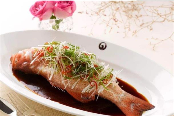 紅石斑魚多少錢一斤 紅石斑魚的做法 紅石斑魚多少錢一斤 紅石斑魚的做法