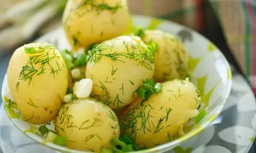 土豆蒸多久熟 蒸土豆要去皮嗎 土豆蒸多久熟 蒸土豆要去皮嗎