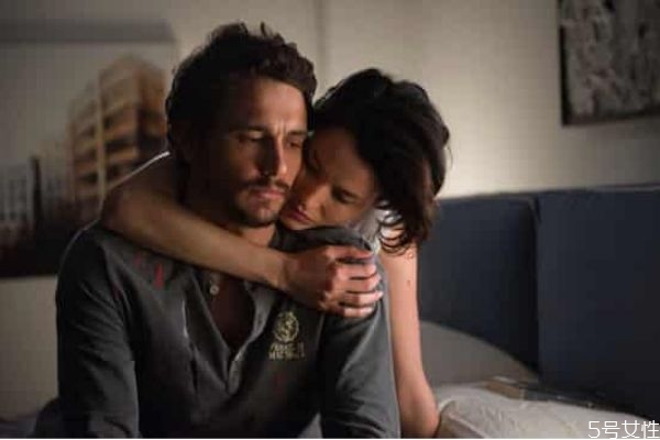 女人婚外情對男人的傷害 女人出軌大多以離婚收場 女人婚外情對男人的傷害 女人出軌大多以離婚收場