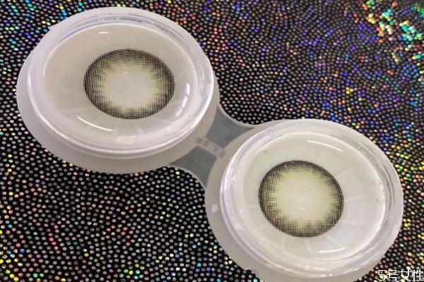 什么品牌美瞳好 買美瞳哪個(gè)牌子好 什么品牌美瞳好 買美瞳哪個(gè)牌子好