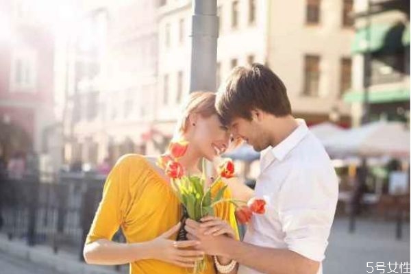 老公長期冷落你如何挽回 女人被冷落會怎么辦 老公長期冷落你如何挽回 女人被冷落會怎么辦