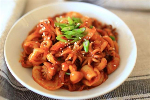 減肥期間可以吃墨魚(yú)嗎 孕婦能吃墨魚(yú)嗎 減肥期間可以吃墨魚(yú)嗎 孕婦能吃墨魚(yú)嗎