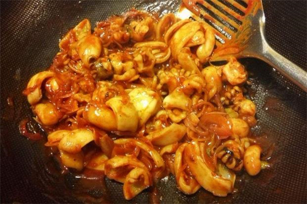 墨魚的墨汁能吃嗎 墨魚是烏賊嗎 墨魚的墨汁能吃嗎 墨魚是烏賊嗎