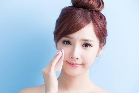 吸油紙對(duì)皮膚的好處 吸油紙為什么可以吸油 吸油紙對(duì)皮膚的好處 吸油紙為什么可以吸油