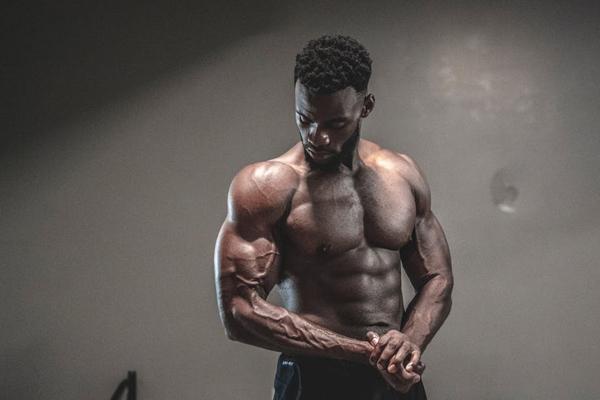 有氧和無氧一起做會(huì)掉肌肉嗎 有氧做久了會(huì)掉肌肉嗎 有氧和無氧一起做會(huì)掉肌肉嗎 有氧做久了會(huì)掉肌肉嗎