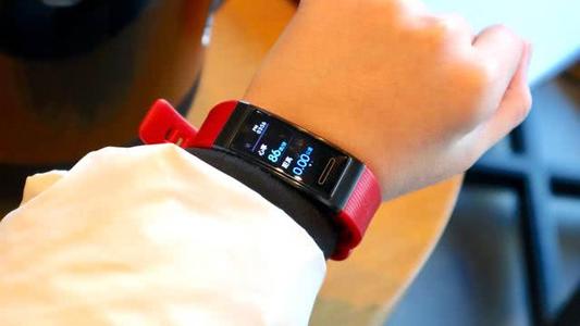 華為手環(huán)4Pro運(yùn)動(dòng)手環(huán)使用方便嗎 華為手環(huán)4Pro運(yùn)動(dòng)手環(huán)有哪些模式 華為手環(huán)4Pro運(yùn)動(dòng)手環(huán)使用方便嗎 華為手環(huán)4Pro運(yùn)動(dòng)手環(huán)有哪些模式