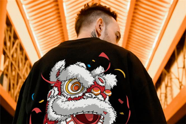 國潮男裝如何搭配 國潮單品搭配指南 國潮男裝如何搭配 國潮單品搭配指南