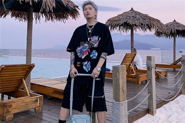 國潮男裝如何搭配 國潮單品搭配指南 國潮男裝如何搭配 國潮單品搭配指南