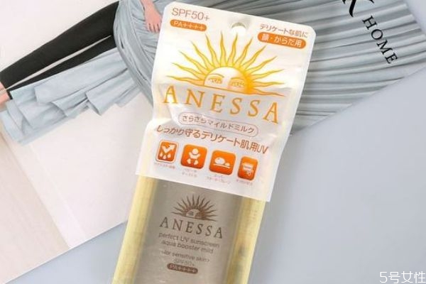 安耐曬防曬有哪幾款 安耐曬金瓶的功效 安耐曬防曬有哪幾款 安耐曬金瓶的功效