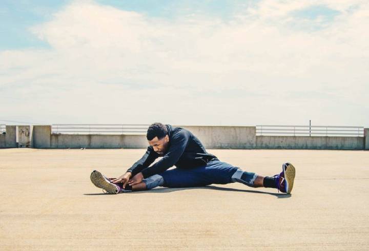 堅持壓腿的意義 壓腿有幾種姿勢 堅持壓腿的意義 壓腿有幾種姿勢