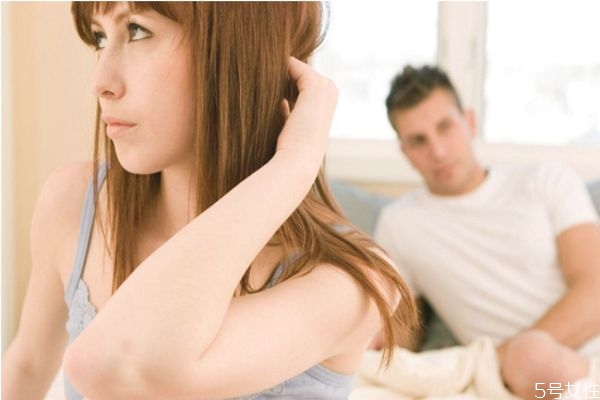 男人想離婚會(huì)做哪些事 男人變心的改變 男人想離婚會(huì)做哪些事 男人變心的改變