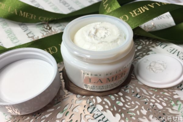 海藍(lán)之謎面霜如何選購 海藍(lán)之謎面霜分幾種 海藍(lán)之謎面霜如何選購 海藍(lán)之謎面霜分幾種