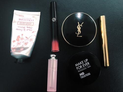 ysl銀氣墊好用嗎 ysl銀氣墊適合什么膚質(zhì) ysl銀氣墊好用嗎 ysl銀氣墊適合什么膚質(zhì)