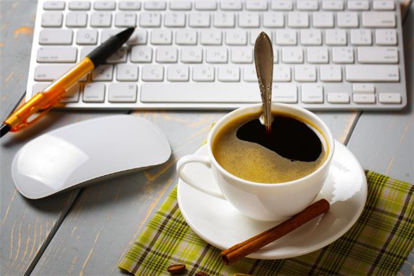 黑咖啡加牛奶還能減肥嗎 黑咖啡加糖影響減肥效果嗎 黑咖啡加牛奶還能減肥嗎 黑咖啡加糖影響減肥效果嗎