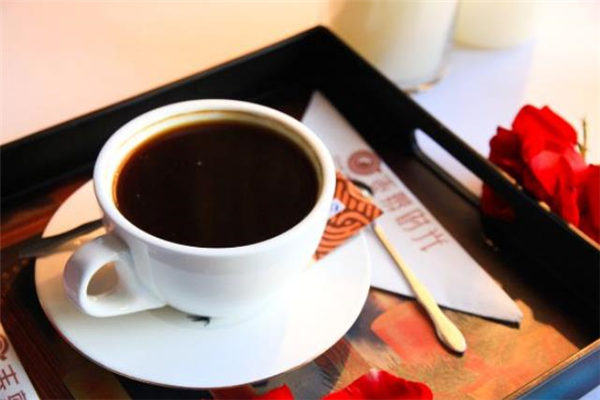 黑咖啡喝多了會(huì)變黑嗎 黑咖啡會(huì)增加黑色素嗎 黑咖啡喝多了會(huì)變黑嗎 黑咖啡會(huì)增加黑色素嗎