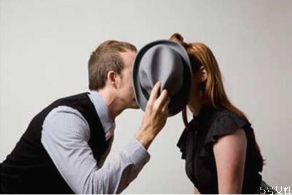 女人出軌后果及代價(jià) 女人出軌最害怕的事情 女人出軌后果及代價(jià) 女人出軌最害怕的事情