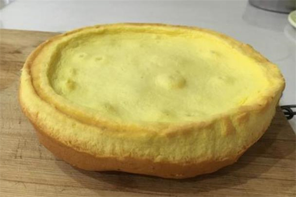 電飯煲做蛋糕用什么模式 電飯煲做蛋糕要預(yù)熱嗎 電飯煲做蛋糕用什么模式 電飯煲做蛋糕要預(yù)熱嗎