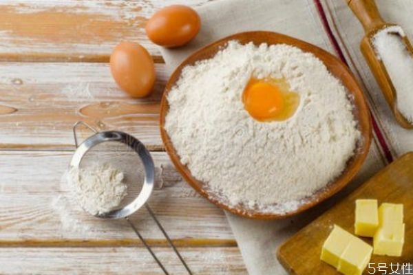 面粉和雞蛋可以做什么 以及如何自制小零食 面粉和雞蛋可以做什么 以及如何自制小零食