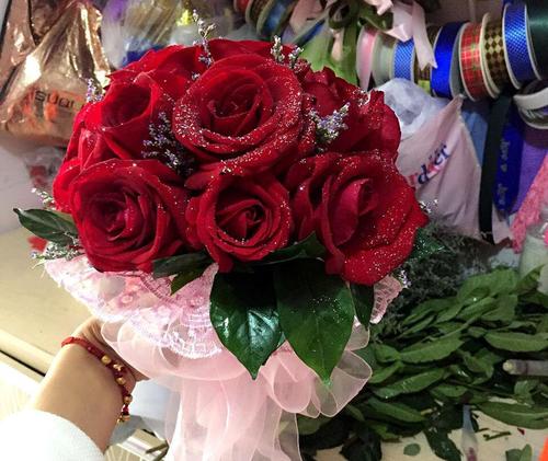 新娘捧花幾朵適合 新娘捧花用什么花好 新娘捧花幾朵適合 新娘捧花用什么花好