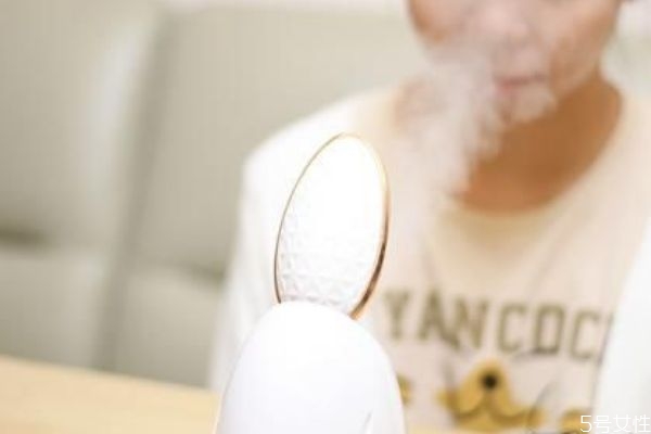 蒸臉后怎么收縮毛孔 蒸臉器加醋可以嗎 蒸臉后怎么收縮毛孔 蒸臉器加醋可以嗎