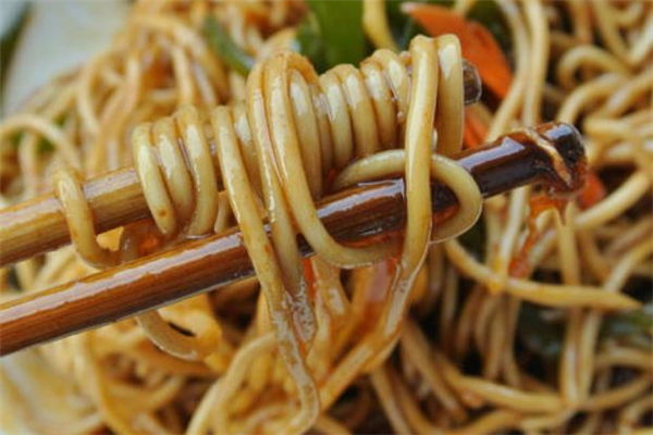 熱干面吃了會上火嗎 熱干面可以天天吃嗎 熱干面吃了會上火嗎 熱干面可以天天吃嗎