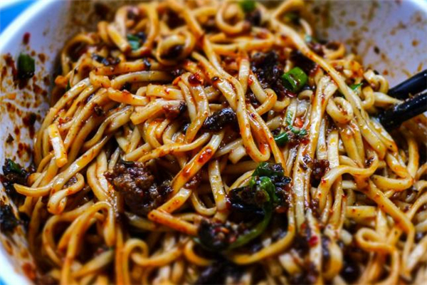 燃面的做法 燃面怎么做好吃 燃面的做法 燃面怎么做好吃