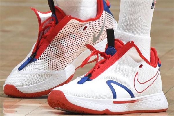 pg4和哈登4哪個(gè)好 pg4中底配置怎么樣 pg4和哈登4哪個(gè)好 pg4中底配置怎么樣