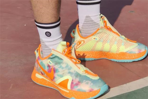 nike pg4和歐文6哪個好 pg4和歐文6對比測評 nike pg4和歐文6哪個好 pg4和歐文6對比測評