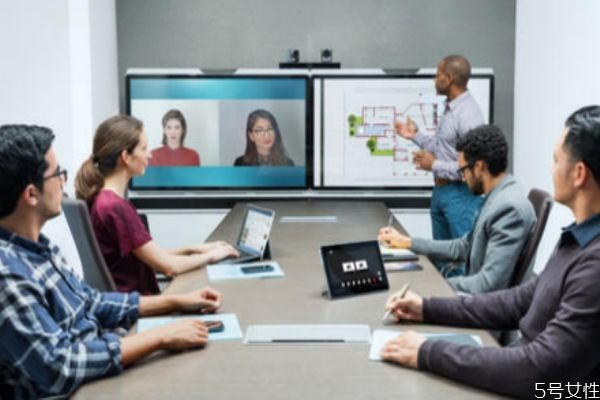 釘釘今天蹦了嗎 釘釘怎么打卡 釘釘今天蹦了嗎 釘釘怎么打卡