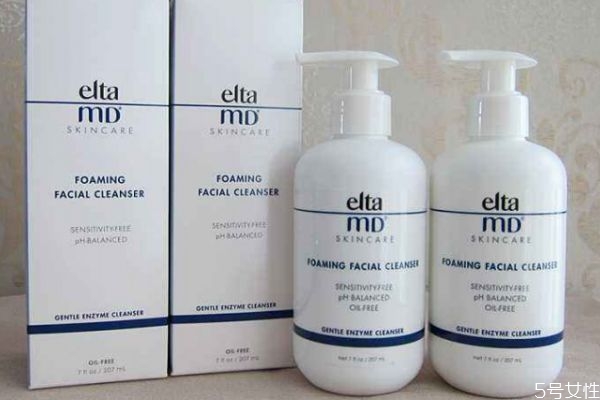 卸妝洗面奶能卸干凈嗎 淡妝能不能只用洗面奶卸掉 卸妝洗面奶能卸干凈嗎 淡妝能不能只用洗面奶卸掉