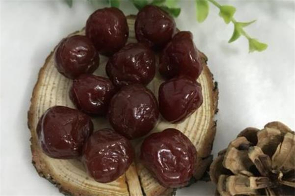 李子蜜餞的做法 李子蜜餞可以經(jīng)常吃嗎 李子蜜餞的做法 李子蜜餞可以經(jīng)常吃嗎