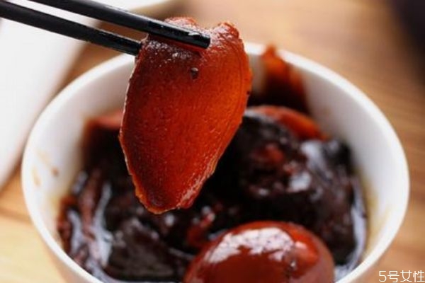 豬腳姜的做法 吃豬腳姜有什么好處 豬腳姜的做法 吃豬腳姜有什么好處