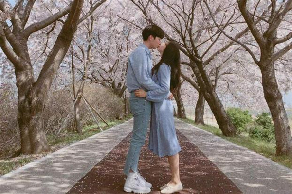 閃婚后悔了怎么辦 閃婚的人都會后悔嗎 閃婚后悔了怎么辦 閃婚的人都會后悔嗎